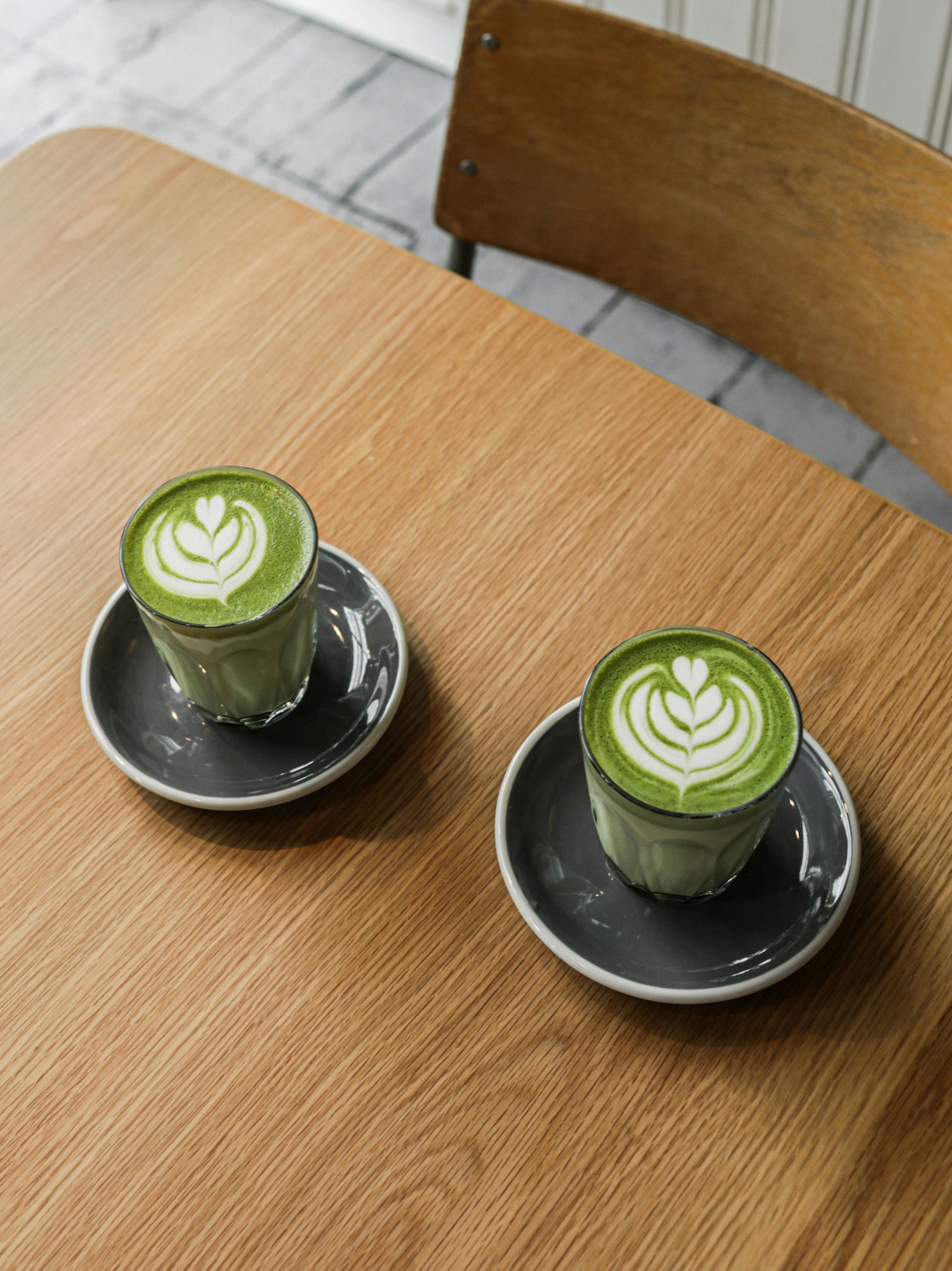 Wie bereitet man Matcha Latte zu?