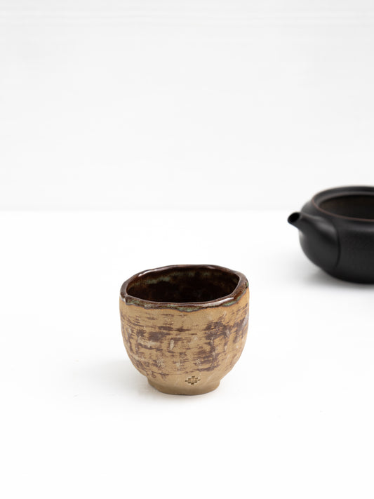 Tasse für Tee oder Kaffee im japanischen Stil