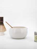 Matcha Schale (Chawan) in Mattweiß